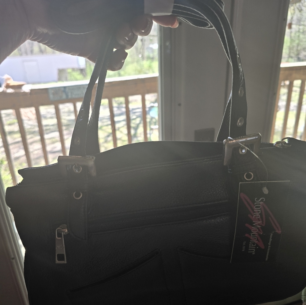 Stone Mountain Leather Purse